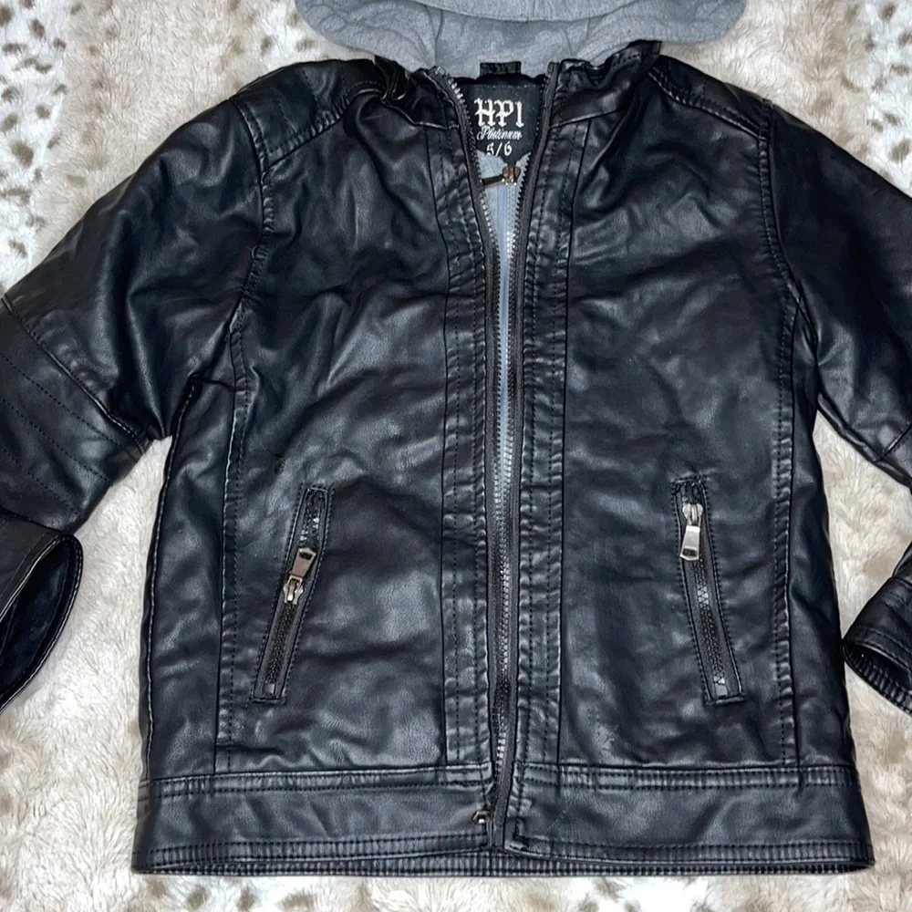 HPI Platinum Leather Hoodie Jacket Size 5/6